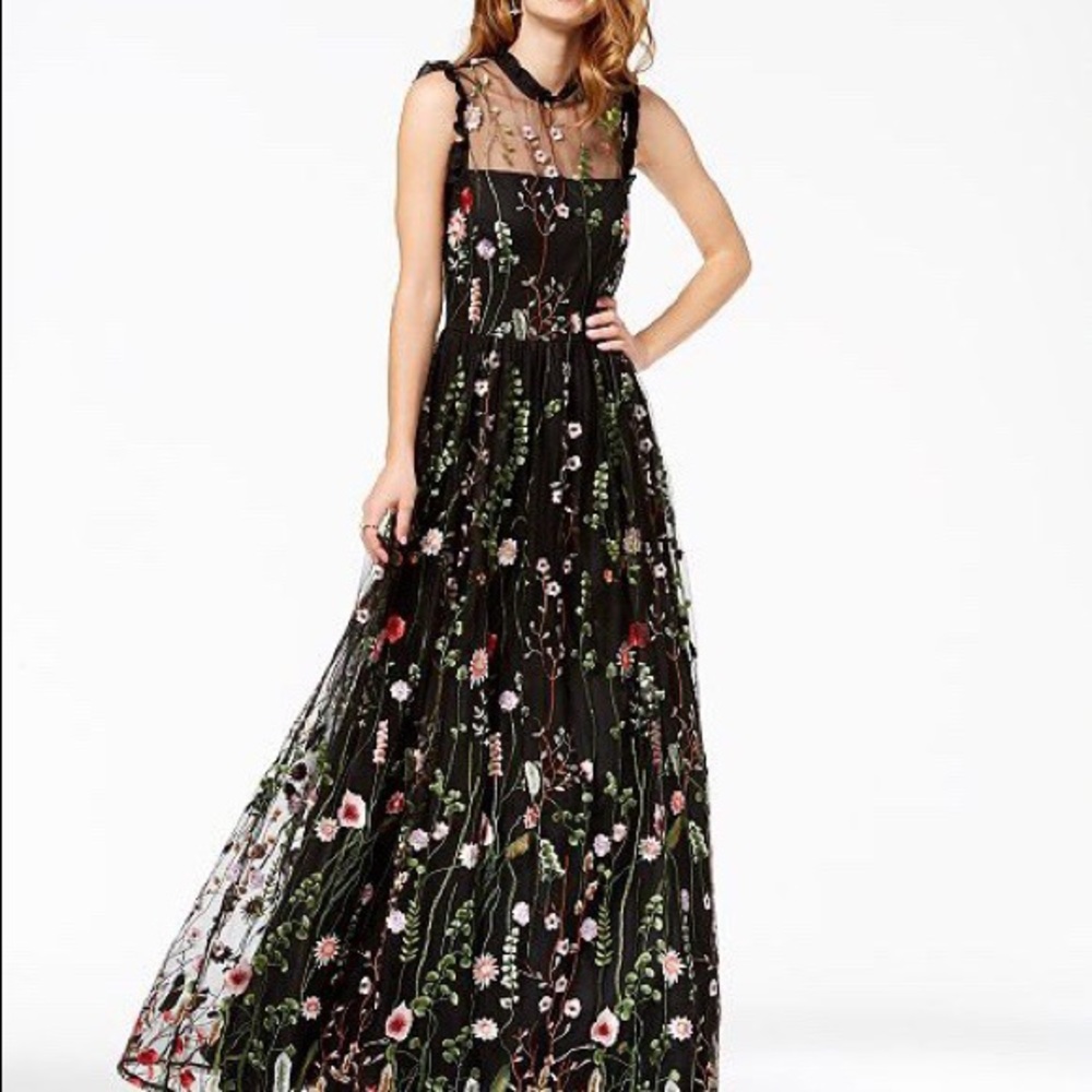 Black Floral Embroidered Tulle Prom Dress